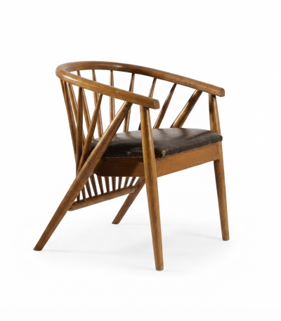 TS2042